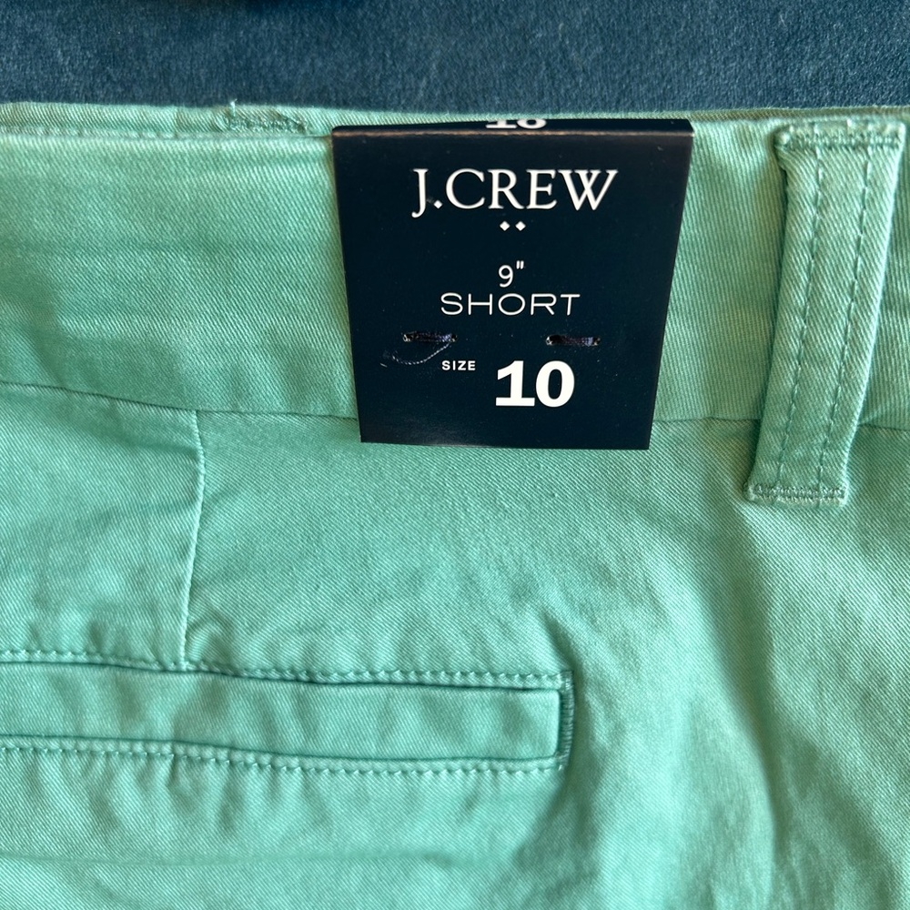 NWT J. Crew Frankie 9” Women's Bermuda Shorts. Size 10 Color GREEN - Picture 5 of 6